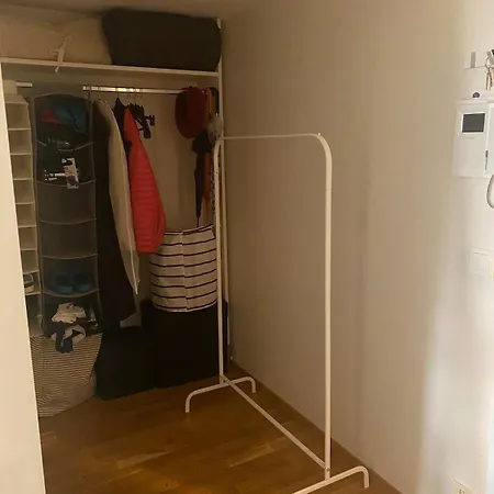 Cozy With Balcony! 아파트 오슬로